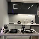 Crystal Grey Elite 3 Apartamento *
