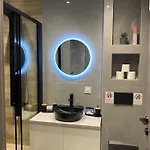 Crystal Grey Elite 3 Apartamento