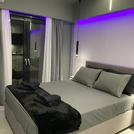 アパート Crystal Grey Elite 3 *