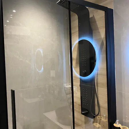 Appartamento Crystal Grey Elite 3 Serres